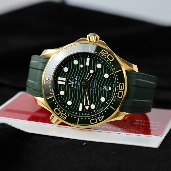 Đồng Hồ Omega Seamaster Diver 300M Chế Tác Màu Xanh Lá Cây Dây Cao Su VSF 42mm (2)