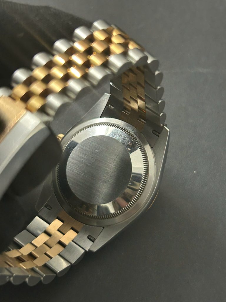 Đồng Hồ Rolex DateJust Lướt Replica 11 Demi Rose Gold Mặt Nếp Gấp 36mm (6)