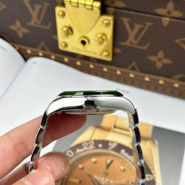 Đồng Hồ Rolex Milgauss 116400GV Replica 11 Màu Xanh Lá Cây Nhà Máy VS 40mm (2)