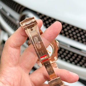 Đồng Hồ Rolex Replica 11 GMT-Master II 126715CHNR Mạ Vàng Hồng Mặt Đá Mắt Hổ 40mm (2)