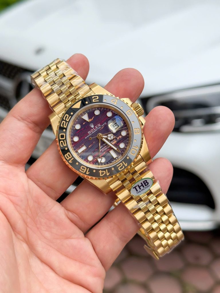 Đồng Hồ Rolex Replica 11 GMT-Master II 126718GRNR Mặt Đá Mắt Hổ Nhà Máy THB 40mm (2)
