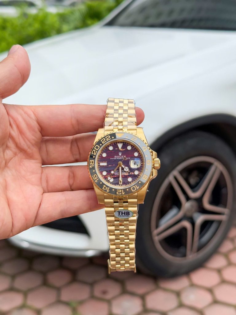 Đồng Hồ Rolex Replica 11 GMT-Master II 126718GRNR Mặt Đá Mắt Hổ Nhà Máy THB 40mm (2)