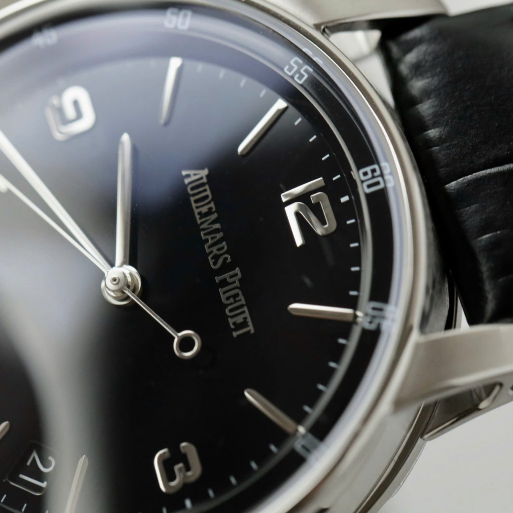 Đồng Hồ Audemars Piguet Code 11.59 ref.15210 Replica 11 Màu Đen Xưởng APS 41mm