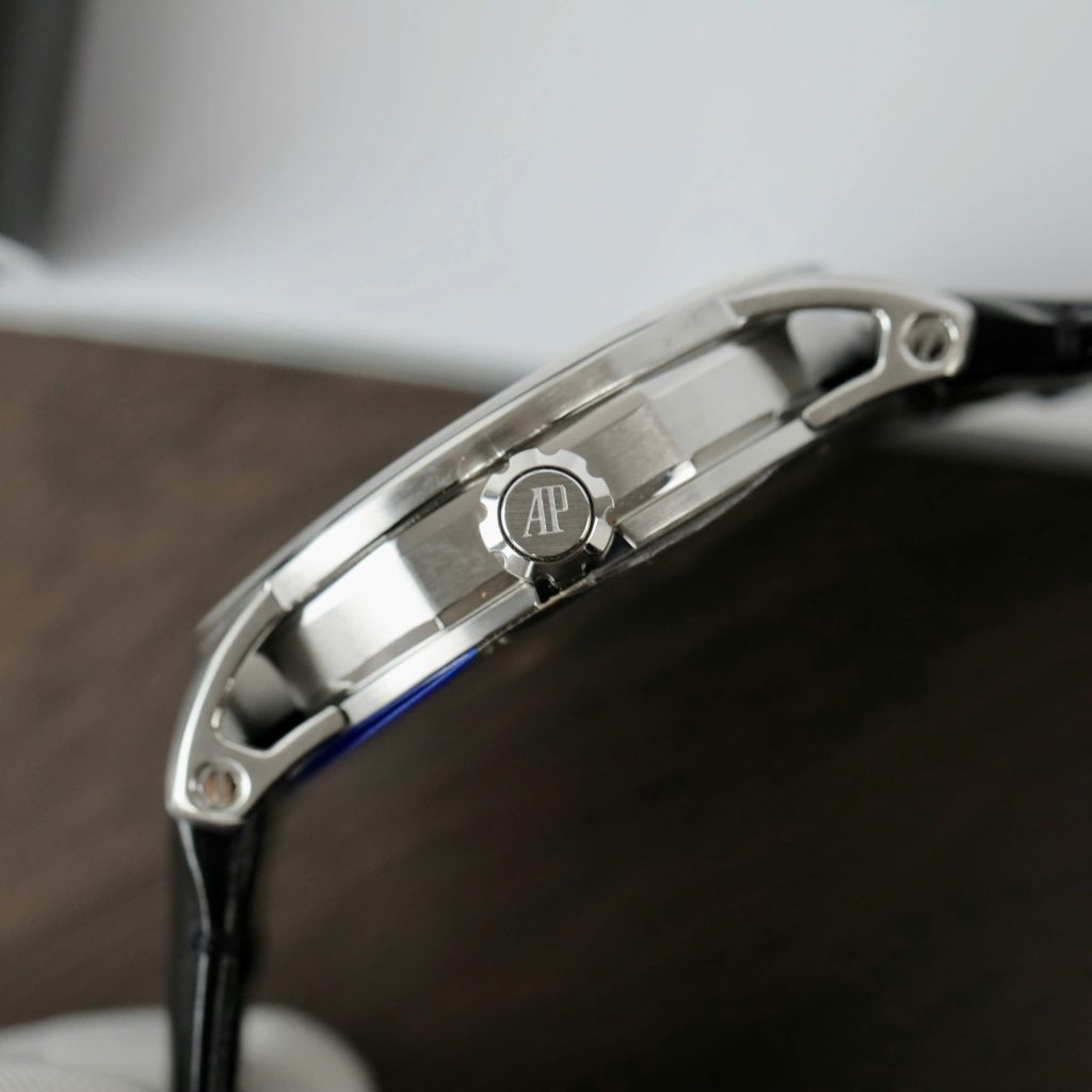 Đồng Hồ Audemars Piguet Code 11.59 ref.15210 Replica 11 Màu Đen Xưởng APS 41mm