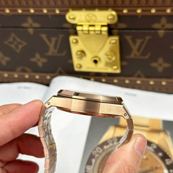 Đồng Hồ Audemars Piguet Rep 11 Royal Oak 26240 Mạ Vàng Hồng Mặt Đen Xưởng APS 41mm (2)