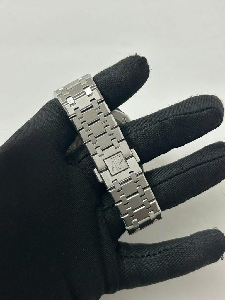 Đồng Hồ Cũ Audemars Piguet 15500ST Replica 11 Nam Mặt Trắng Xưởng APS 41mm (2)