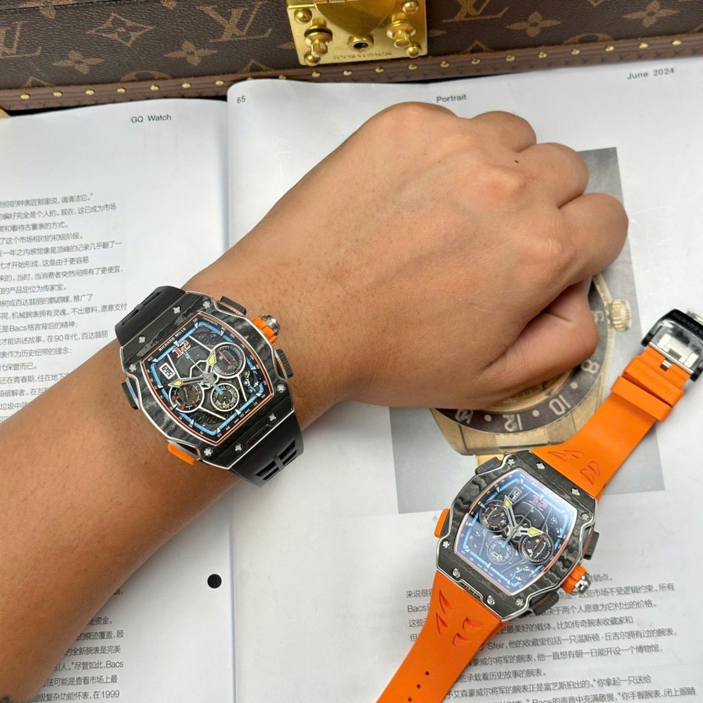 Đồng Hồ Richard Mille RM65-01 Vỏ Carbon Dây Cao Su Replica Cao Cấp 44,5×49,9mm (1)
