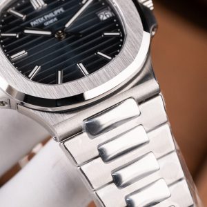 Đồng Hồ Patek Philippe Rep 11 Nautilus 5711 Mặt Xanh Blue Tinh Chỉnh Nhà Máy BBF 40mm