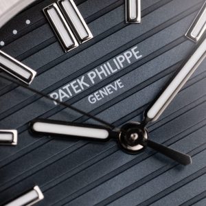 Đồng Hồ Patek Philippe Rep 11 Nautilus 5711 Mặt Xanh Blue Tinh Chỉnh Nhà Máy BBF 40mm