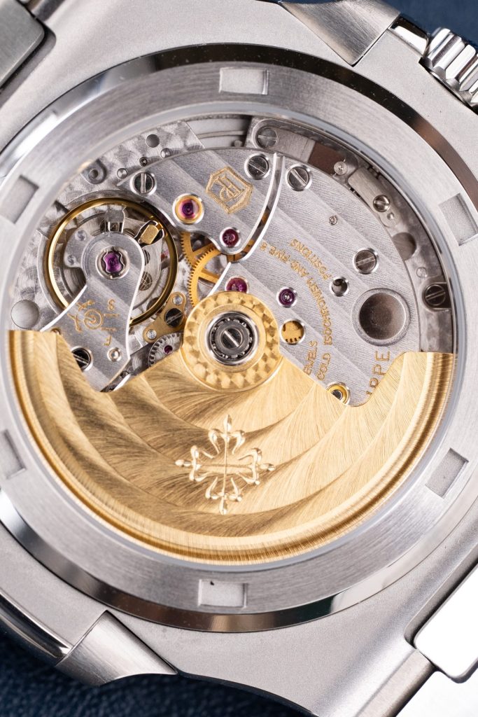 Đồng Hồ Patek Philippe Rep 11 Nautilus 5711 Mặt Xanh Blue Tinh Chỉnh Nhà Máy BBF 40mm