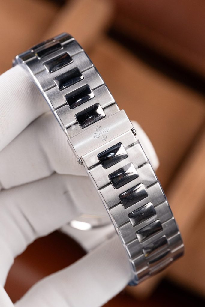 Đồng Hồ Patek Philippe Replica 11 Nautilus 5711 Mặt Trắng Tinh Chỉnh Nhà Máy BBF 40mm (2)