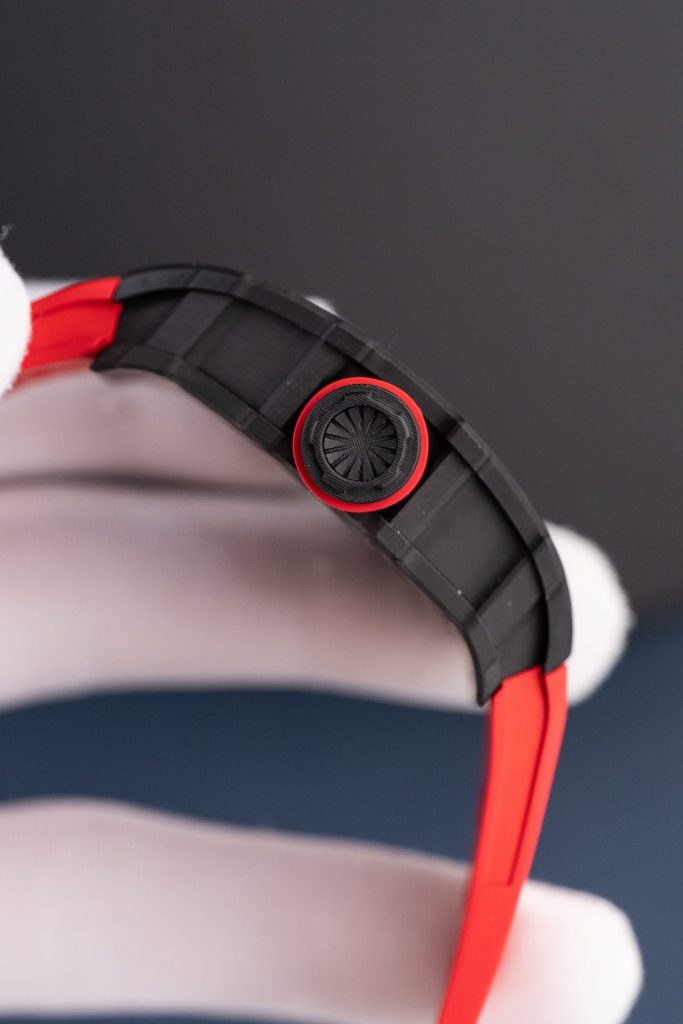 Đồng Hồ Richard Mille Rm35-02 Màu Đỏ Vỏ Carbon Siêu Nhẹ Replica Cao Cấp Xưởng ZF 44mm (1)