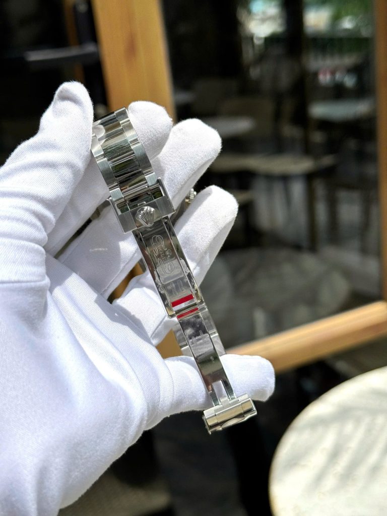 Đồng Hồ Rolex Replica Cao Cấp Daytona Arolla Challenge Đính Đá Màu Xanh Blue 40mm (2)