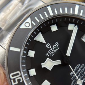 Đồng Hồ Tudor Pelagos 25600TN Rep Cao Cấp Mặt Đen Máy Cơ Tự Động Nhà Máy VS 42mm (2)