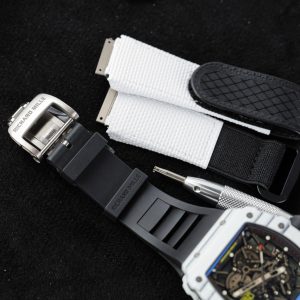 Đồng Hồ Richard Mille RM35-01 Replica 11 Vỏ Carbon NTPT Màu Trắng Nhà Máy ZF 49,9x43mm (2)