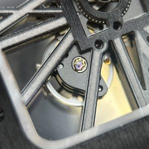 Đồng Hồ Cartier Santos Rep Cao Cấp Mặt Số Lộ Cơ Màu Đen Dây Da 39 (2)