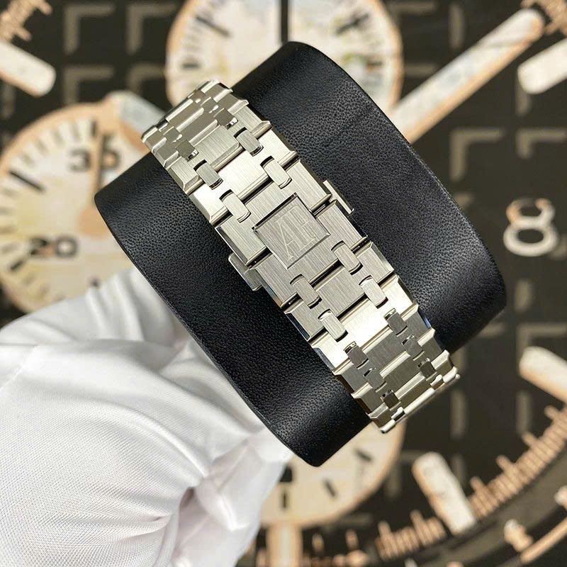 Đồng Hồ Audemars Piguet Rep 11 Royal Oak Selfwinding Flying Tourbillon 26730TI Mặt Xanh Phun Cát 41mm (3)