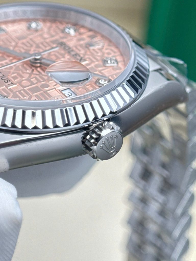 Đồng Hồ Rolex DateJust Chế Tác Họa Tiết Vi Tính Mặt Hồng Nhà Máy AR 36mm (2)