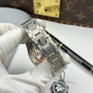 Đồng Hồ Audemars Piguet Chế Tác Royal Oak Extra-thin Jumbo 16202 Mặt Màu Đỏ Đô Nhà Máy ZF 39mm (2)