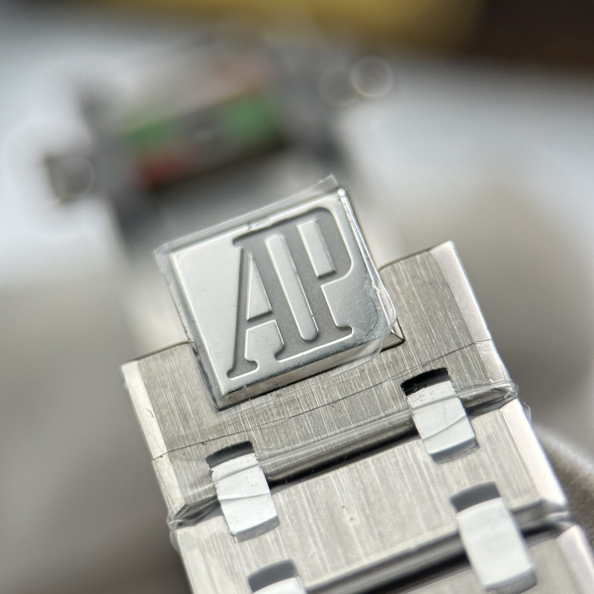 Đồng Hồ Audemars Piguet Chế Tác Royal Oak Extra-thin Jumbo 16202 Mặt Màu Đỏ Đô Nhà Máy ZF 39mm (7) Đồng Hồ Audemars Piguet Chế Tác Royal Oak Extra-thin Jumbo 16202 Mặt Màu Đỏ Đô Nhà Máy ZF 39mm (2)