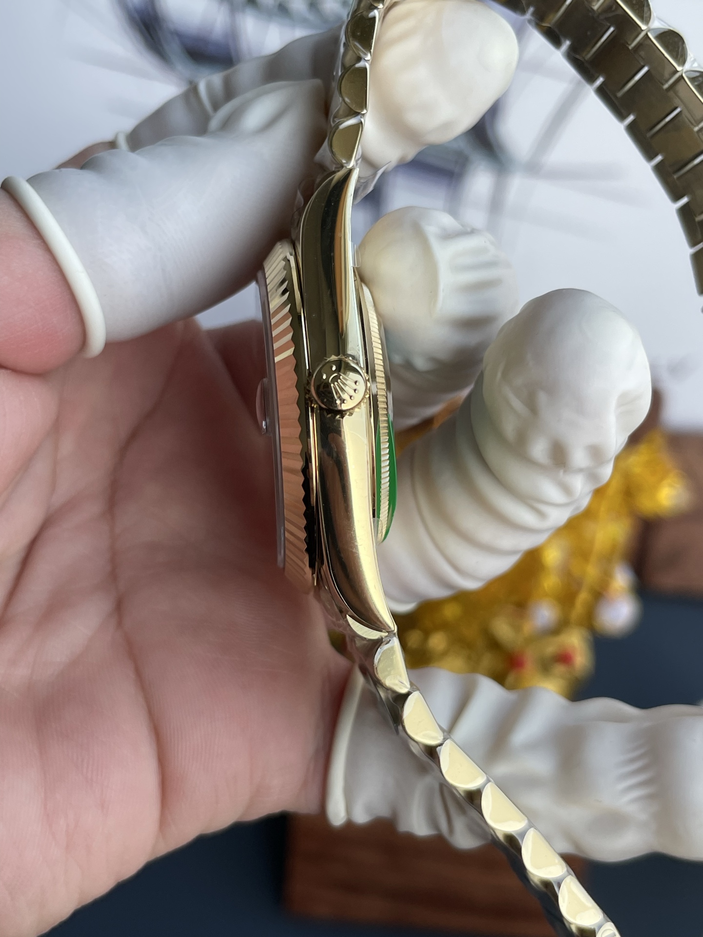 Đồng Hồ Nam Rolex Day-Date Replica 11 Mặt Xanh Lá Cây Trọng Lượng 210 Gram Xưởng RC 40mm (10) Đồng Hồ Nam Rolex Day-Date Replica 11 Mặt Xanh Lá Cây Trọng Lượng 210 Gram Xưởng RC 40mm (2)