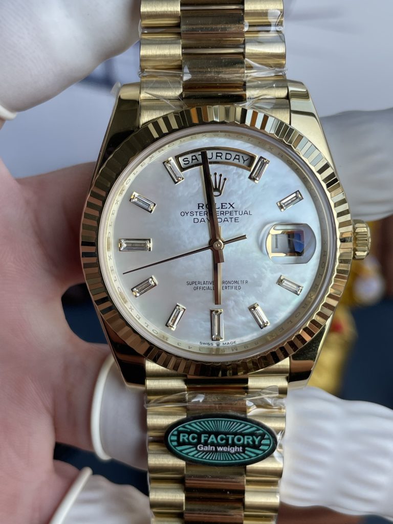 Đồng Hồ Rolex Day-Date Chế Tác Mặt Khảm Xà Cừ Trắng Trọng Lượng 210 Gram Xưởng RC 40mm (2)