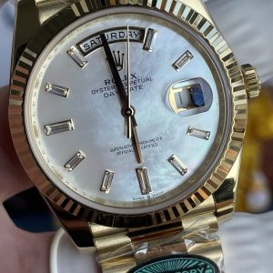 Đồng Hồ Rolex Day-Date Chế Tác Mặt Khảm Xà Cừ Trắng Trọng Lượng 210 Gram Xưởng RC 40mm (2)