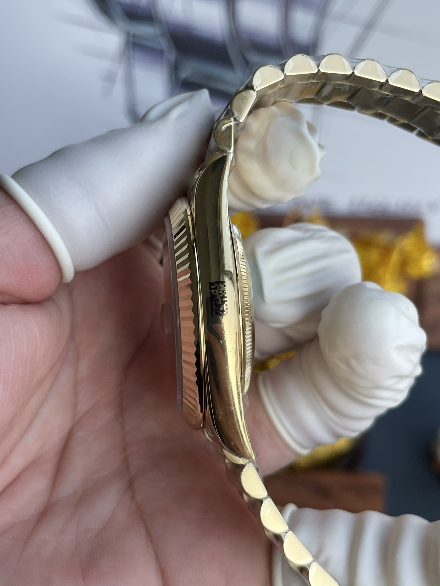 Đồng Hồ Rolex Day-Date Chế Tác Mặt Vàng Champgne Trọng Lượng 210 Gram Xưởng RC 40mm (7) Đồng Hồ Rolex Day-Date Chế Tác Mặt Vàng Champgne Trọng Lượng 210 Gram Xưởng RC 40mm (2)