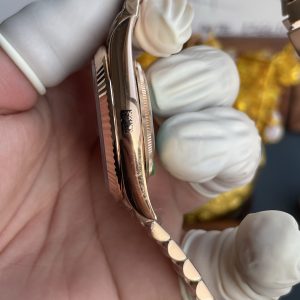 Đồng Hồ Rolex Day-Date Nam Chế Tác Mặt Xanh Ô Liu Màu Vàng Hồng Nhà Máy RC 40mm (2)