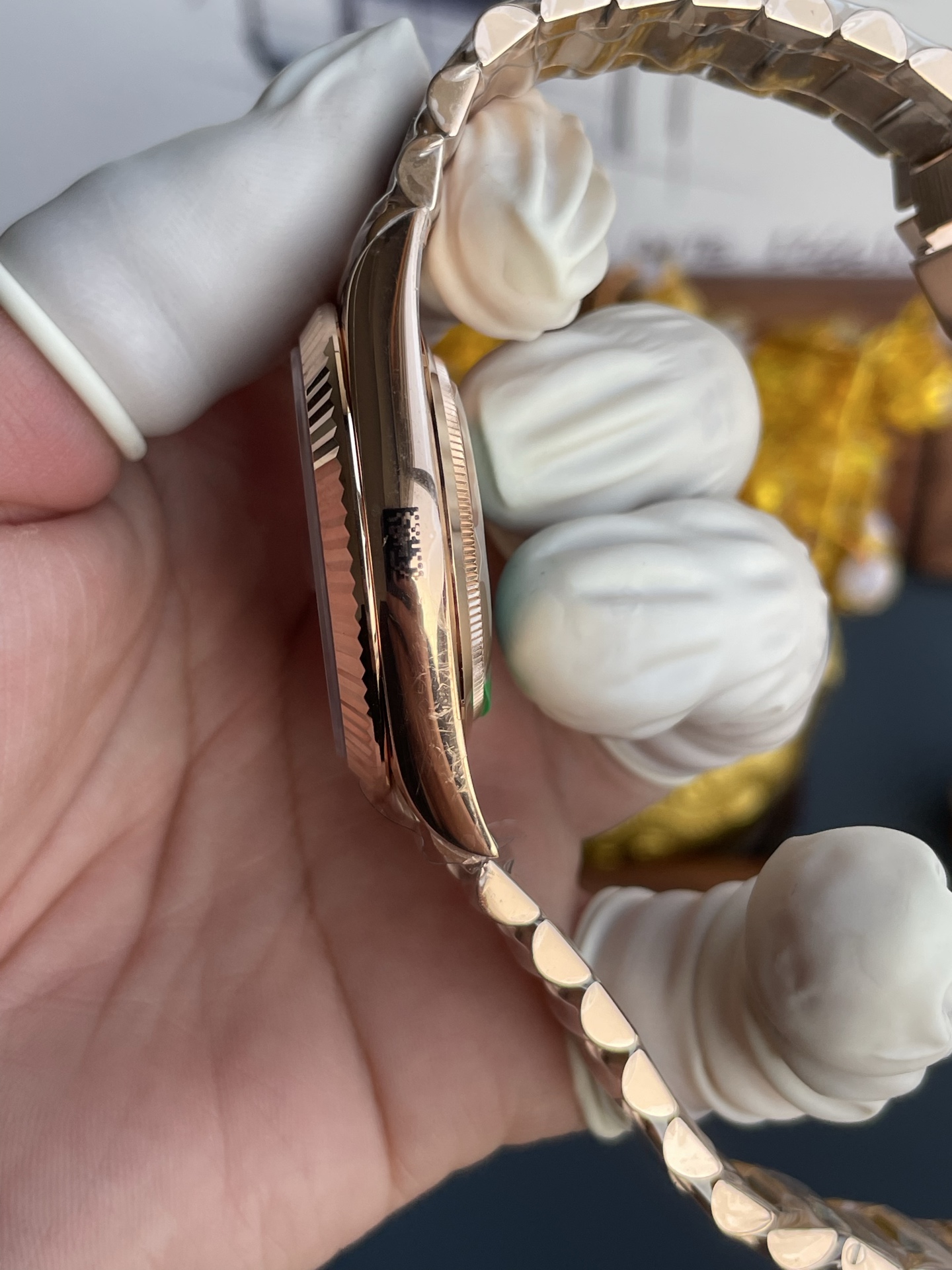 Đồng Hồ Rolex Day-Date Nam Chế Tác Mặt Xanh Ô Liu Màu Vàng Hồng Nhà Máy RC 40mm (7) Đồng Hồ Rolex Day-Date Nam Chế Tác Mặt Xanh Ô Liu Màu Vàng Hồng Nhà Máy RC 40mm (2)