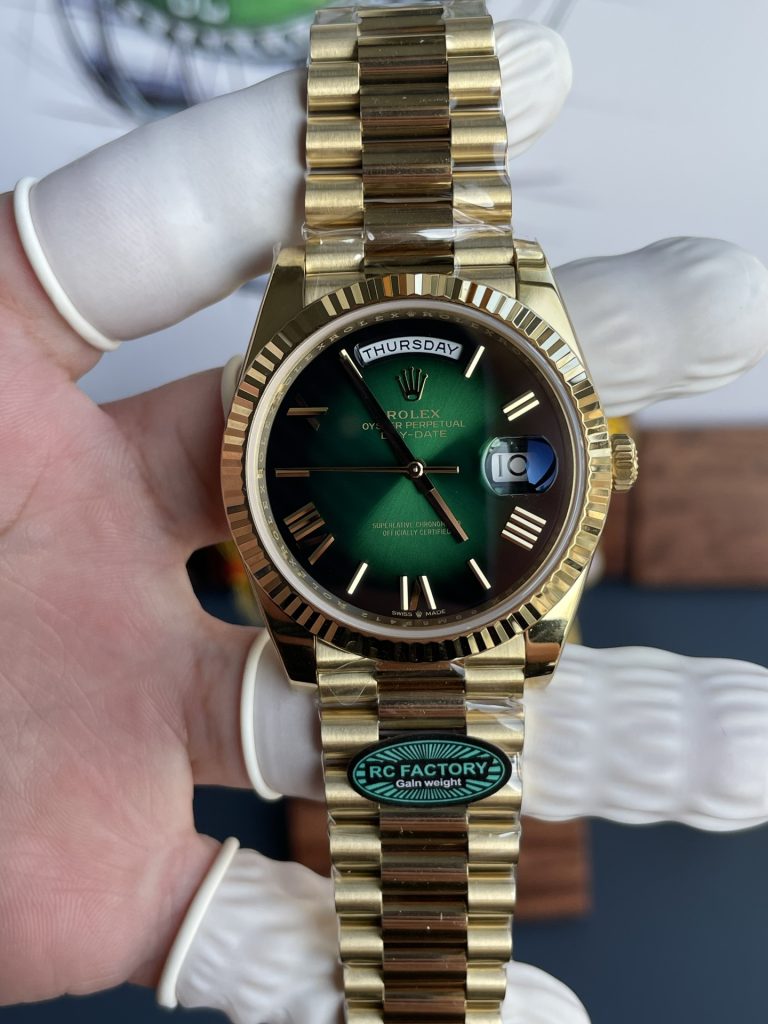 Đồng Hồ Rolex Day-Date Rep 11 Mặt Xanh Lá Khói Trọng Lượng 210 Gram Xưởng RC 40mm (2)
