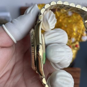 Đồng Hồ Rolex Day-Date Rep Cao Cấp Mặt Đen Trọng Lượng 210 Gram Xưởng RC 40mm (2)